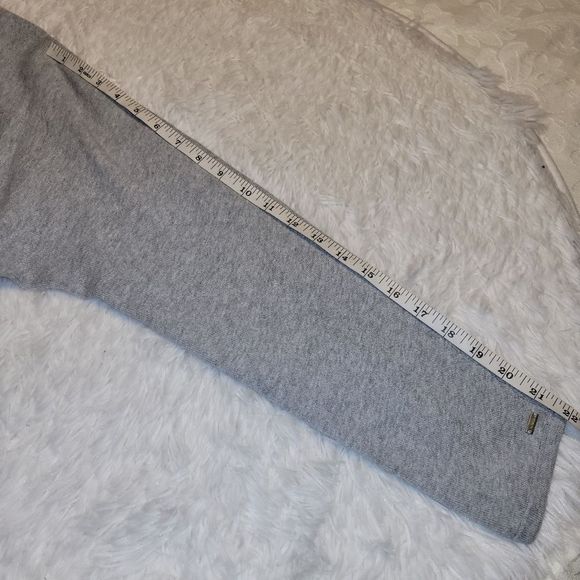 Tommy Hilfiger gray knit top with ruffle - Picture 6 of 8